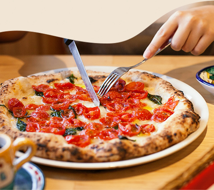 ランチ食事シーン